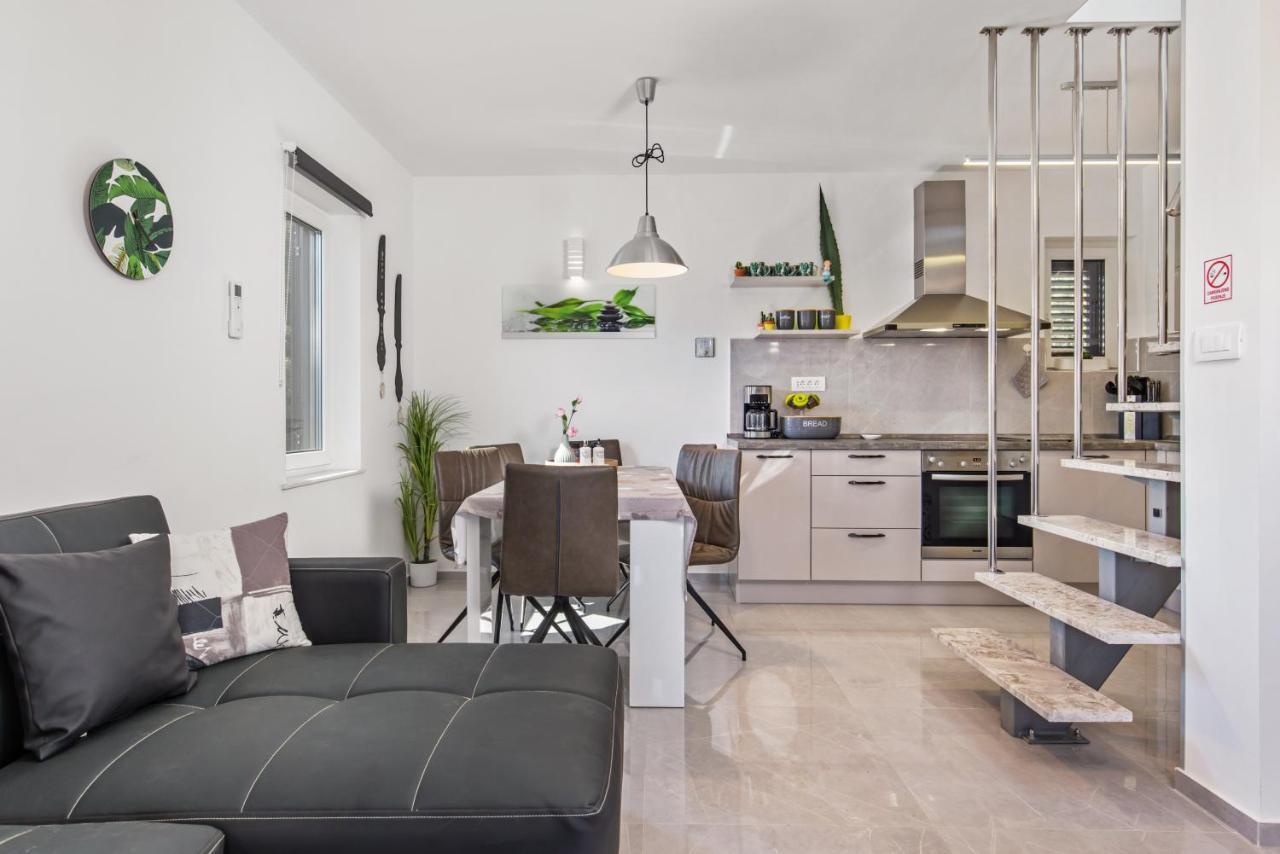 Apartment Coralina Baška Exteriör bild
